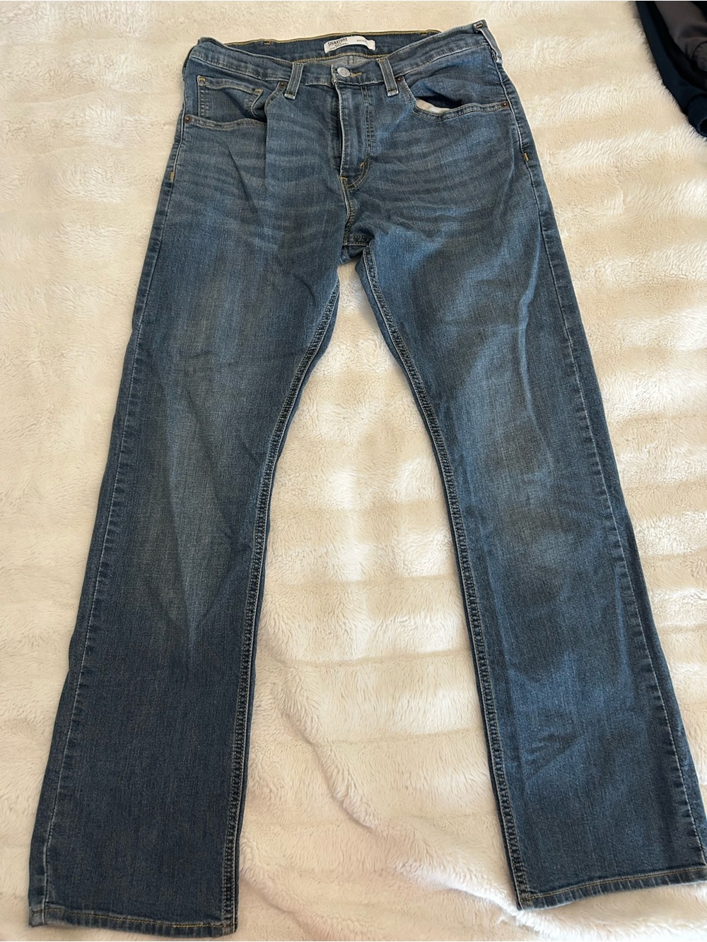 Levi's Men's Bootcut Jeans in Dark Blue Wash 31x30